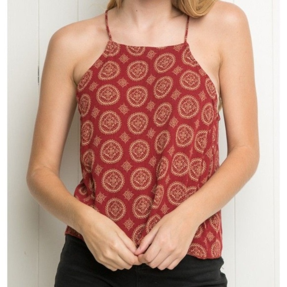 BRANDY MELVILLE RED AND GOLD TANKTOP